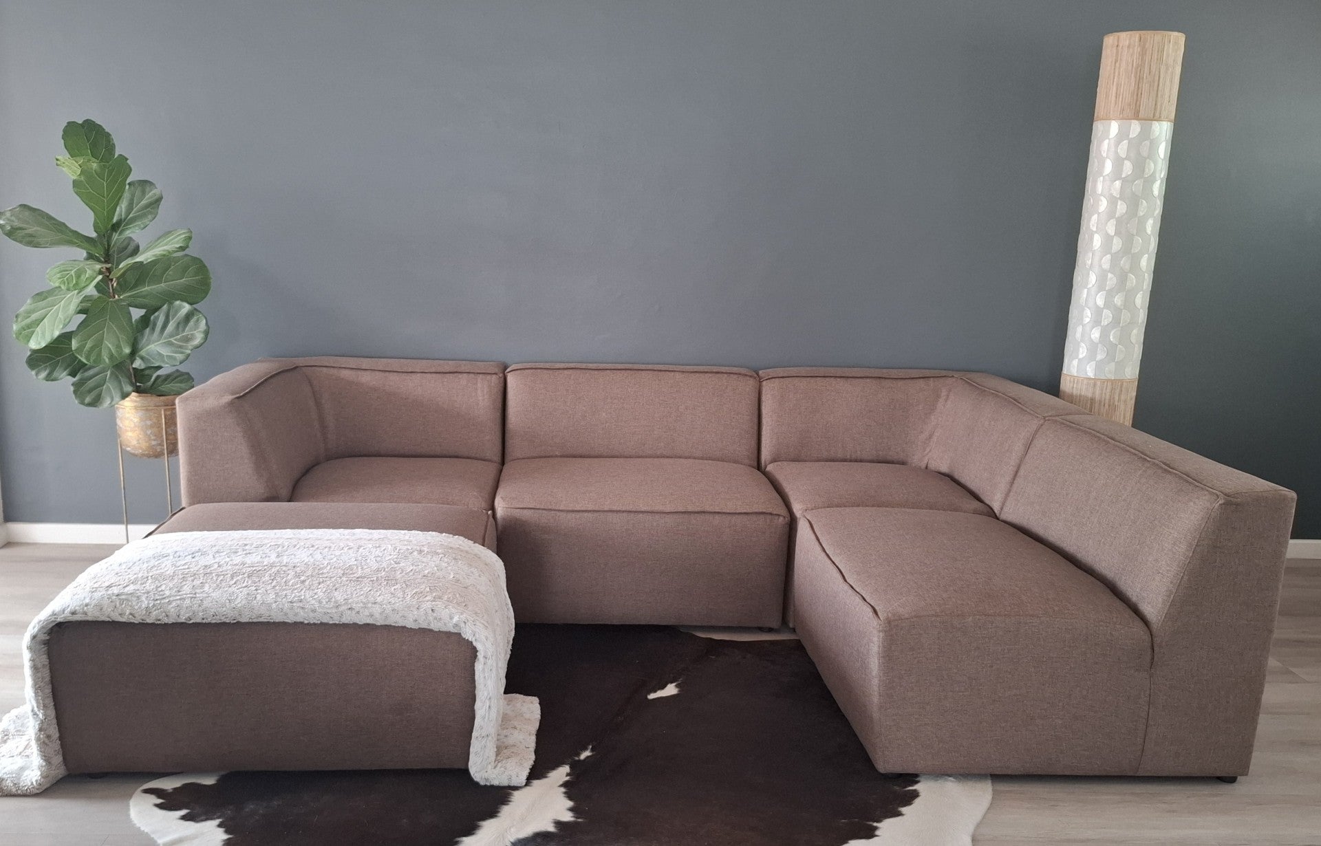 Liam Modular Lounge Suite